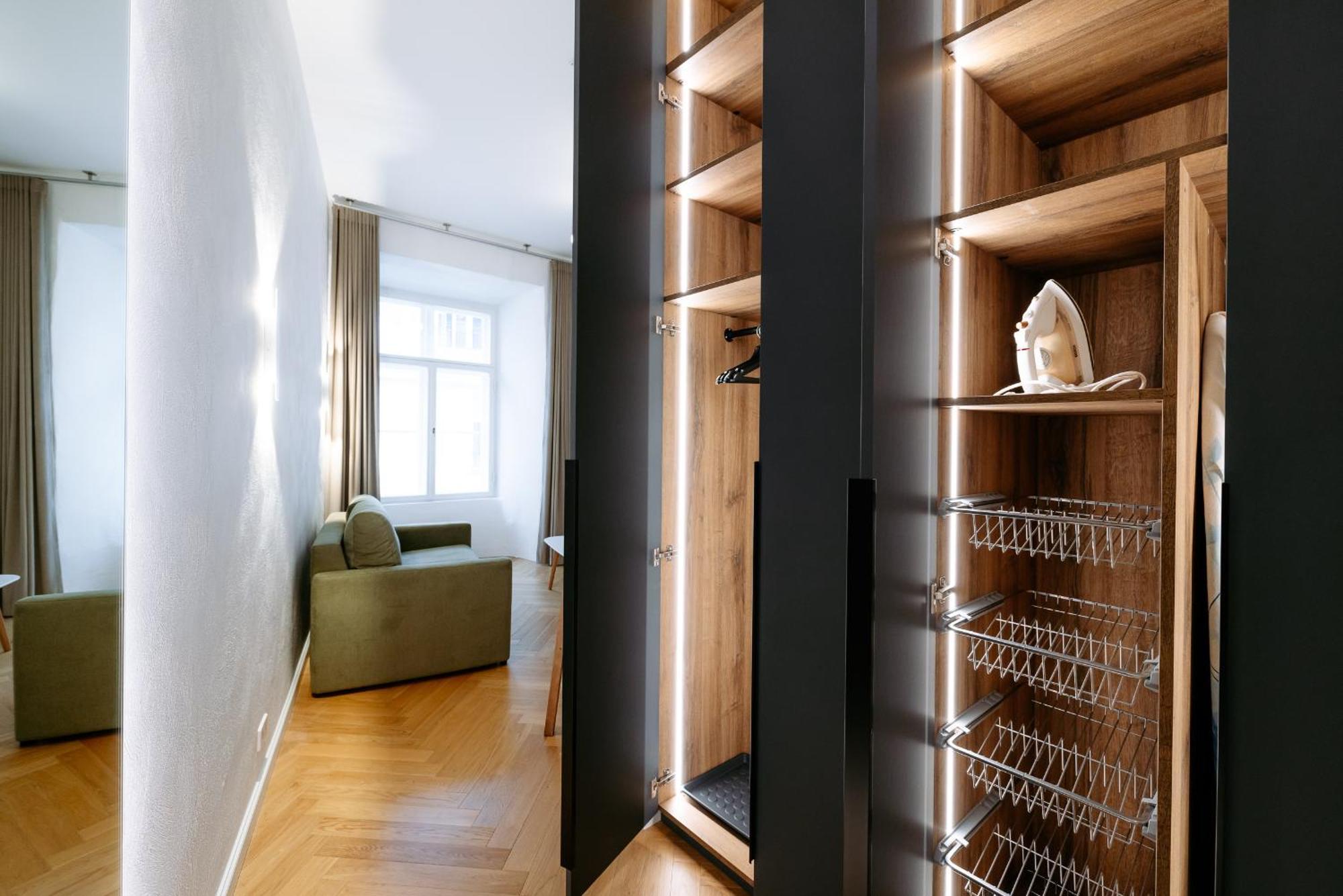 Hestia Apartments Barons Reval Esterno foto